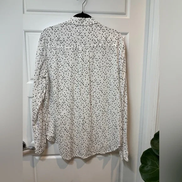 Bella Dahl Clean Front White and Black Dotted Button Down Shirt size Large - Picture 5 of 7